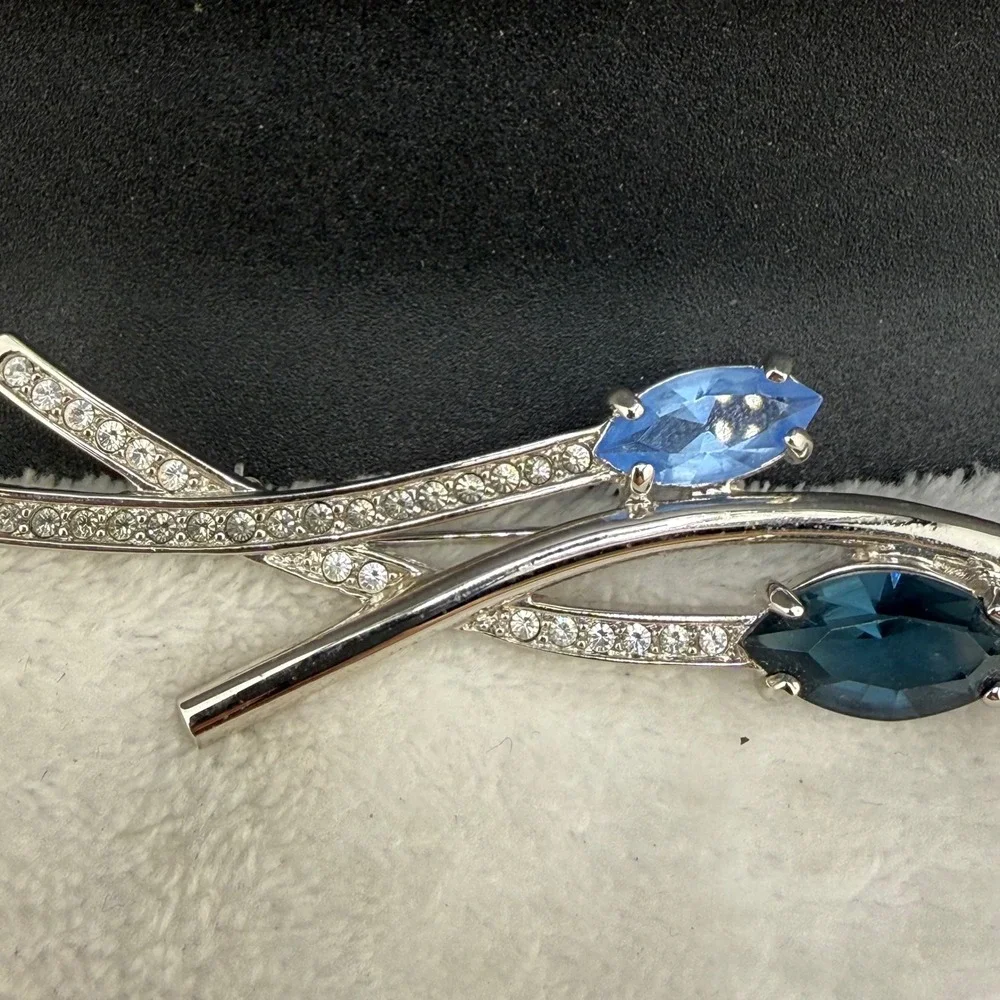 Vintage Rhinestone Brooch Silver Tone Blue Marquise Crystal  Floral Spray